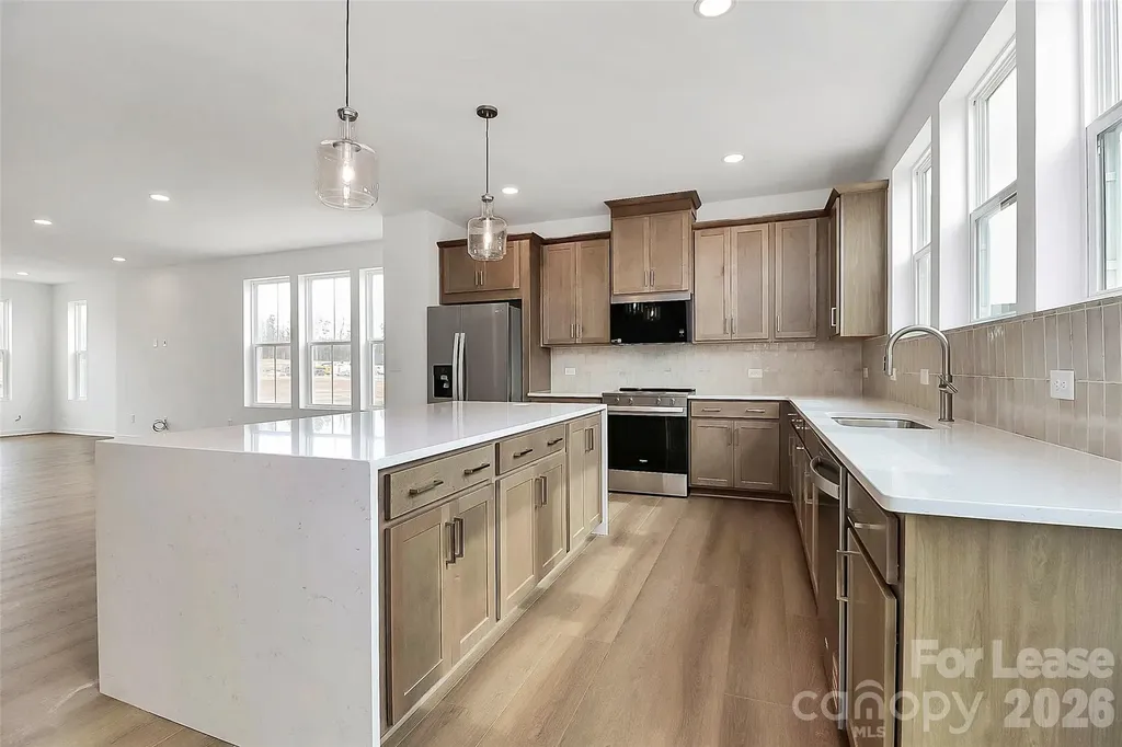 7009 Westrow Avenue Charlotte NC 28278