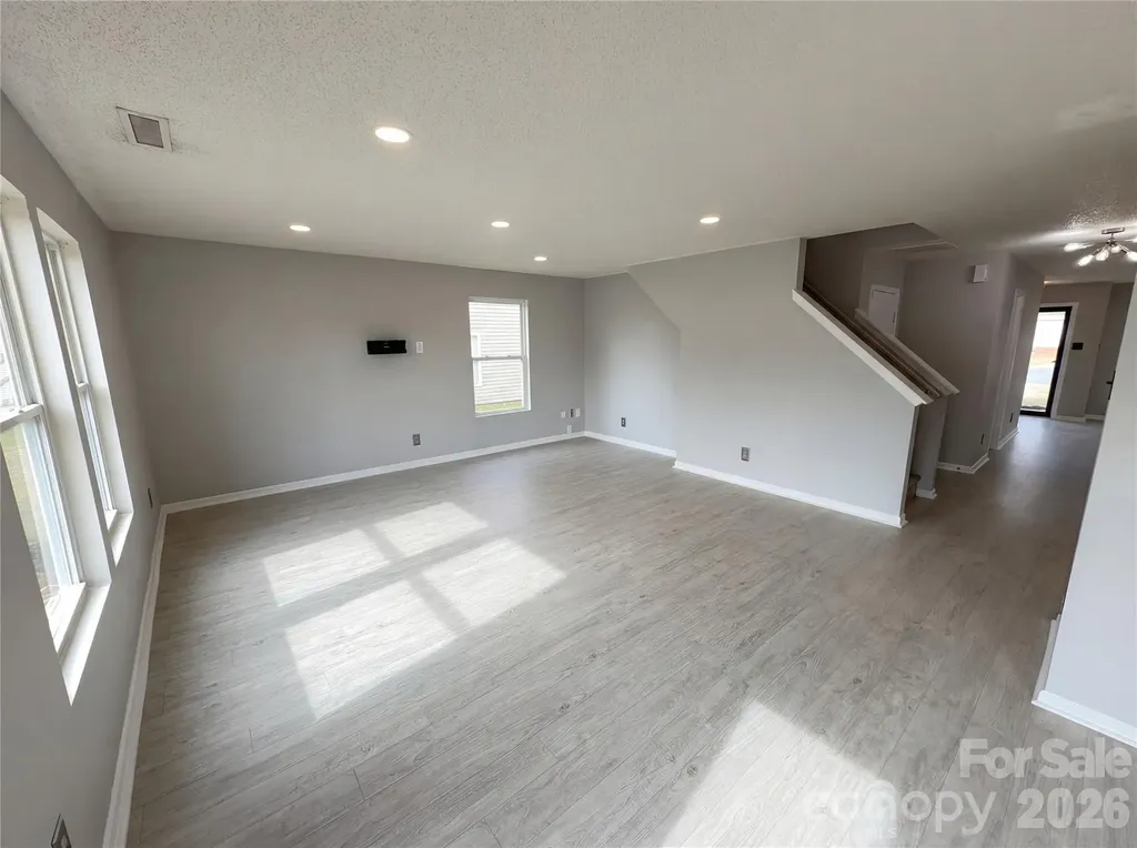 1911 Almond Hills Drive Charlotte NC 28262