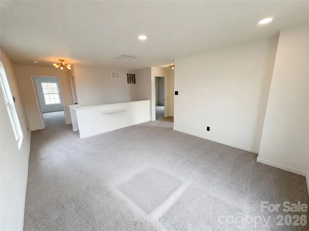 1911 Almond Hills Drive Charlotte NC 28262