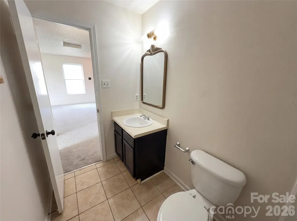 1911 Almond Hills Drive Charlotte NC 28262