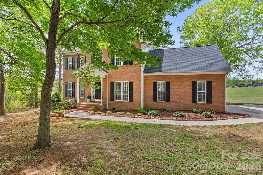3209 Stump Lake Drive Monroe NC 28110
