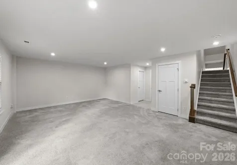 1835 Shumard Lane Charlotte NC 28205