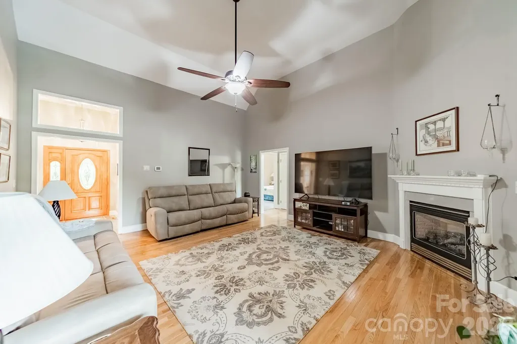 7545 Rabbit Circle Denver NC 28037