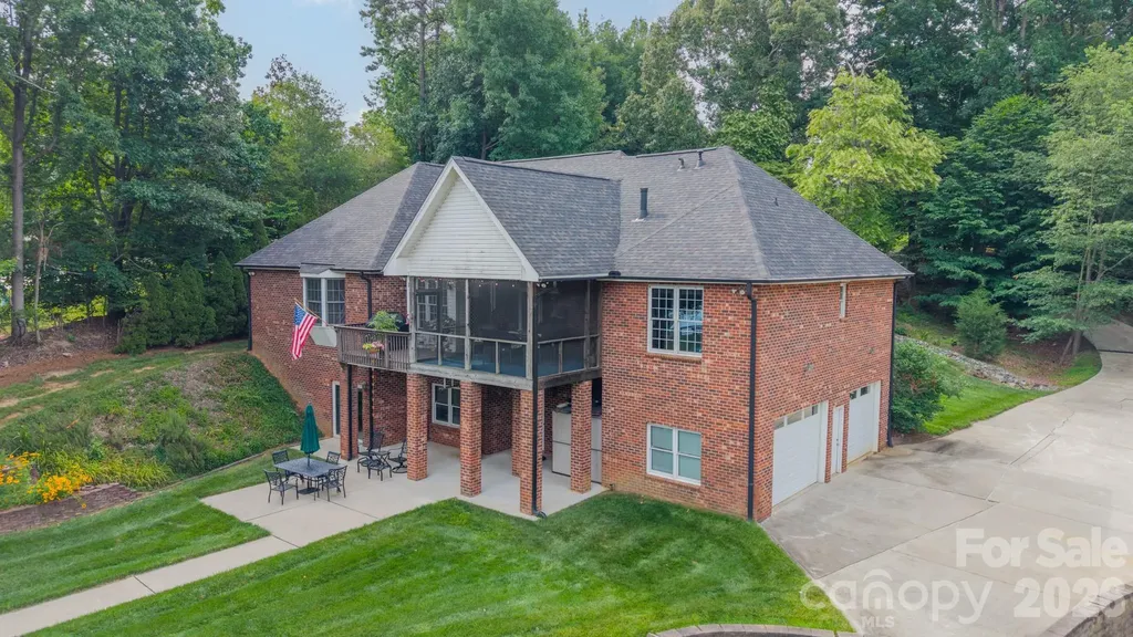7545 Rabbit Circle Denver NC 28037