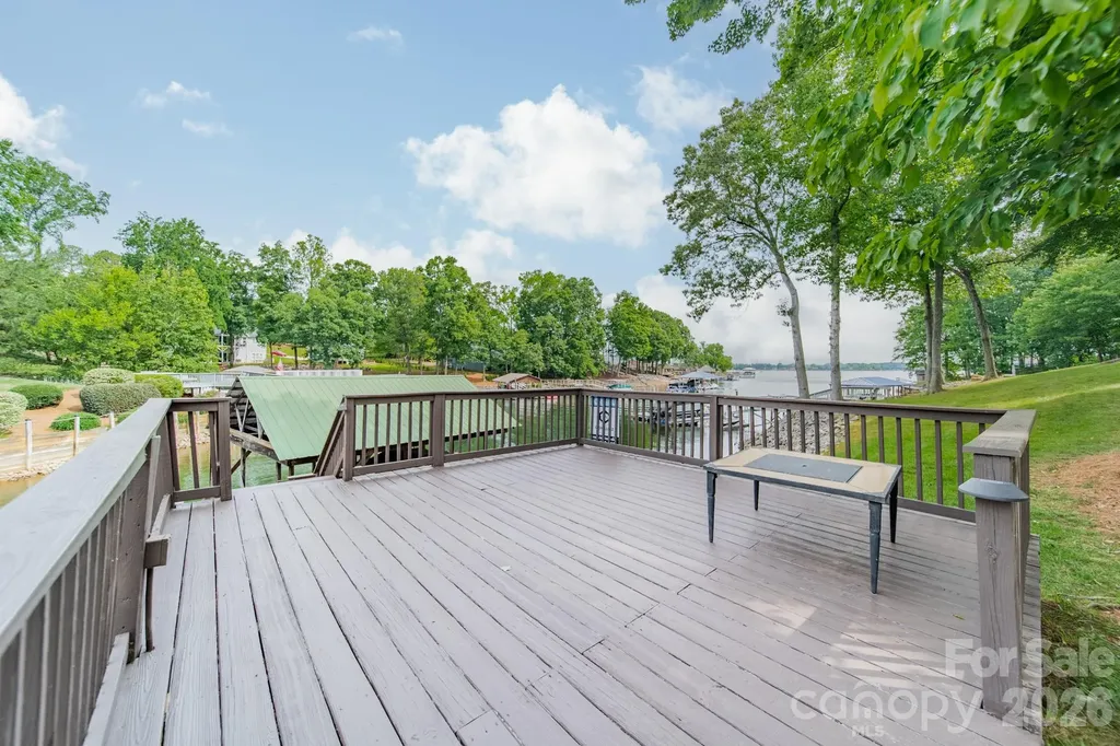 7545 Rabbit Circle Denver NC 28037