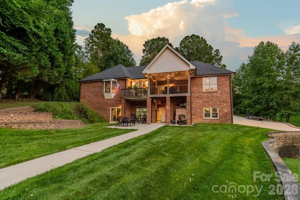 7545 Rabbit Circle Denver NC 28037