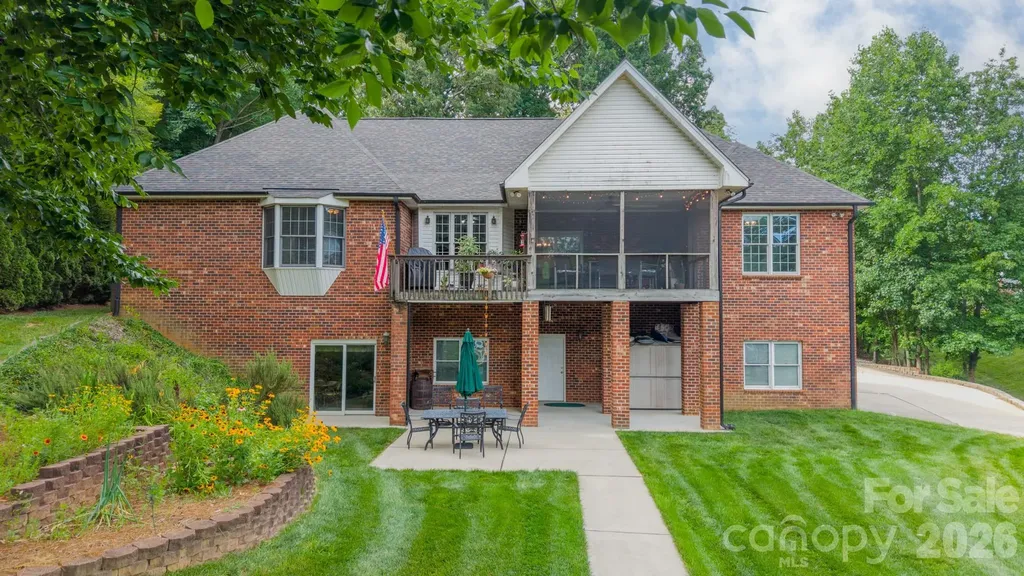 7545 Rabbit Circle Denver NC 28037
