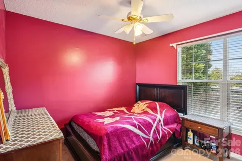 9533 Autumn Applause Drive Charlotte NC 28277