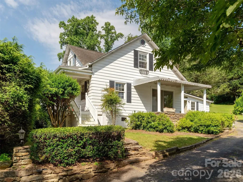 34 Lockhart Road Tryon NC 28782