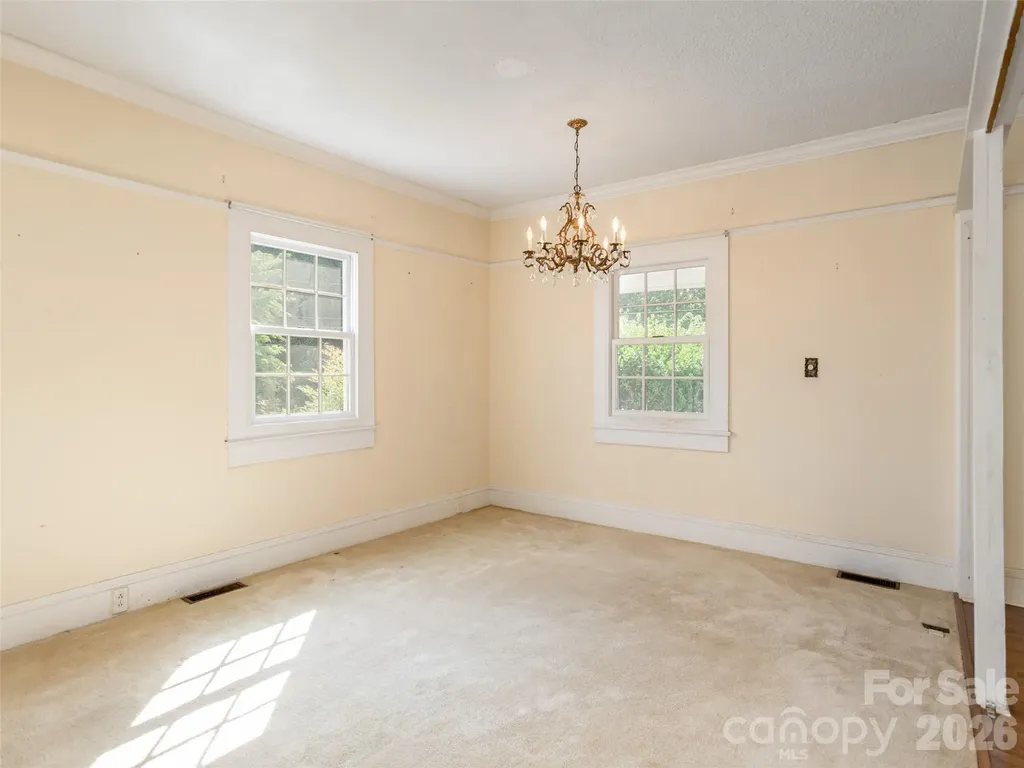 34 Lockhart Road Tryon NC 28782