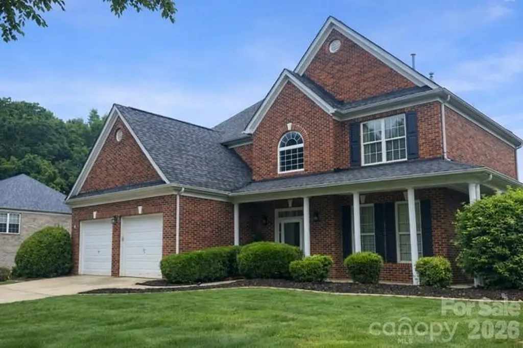 186 Autumn Frost Avenue Statesville NC 28677