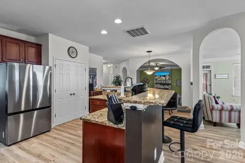 186 Autumn Frost Avenue Statesville NC 28677