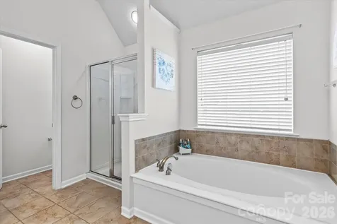 186 Autumn Frost Avenue Statesville NC 28677