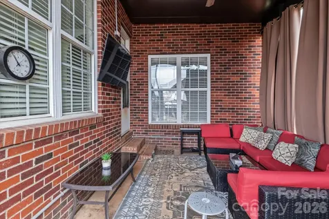 186 Autumn Frost Avenue Statesville NC 28677