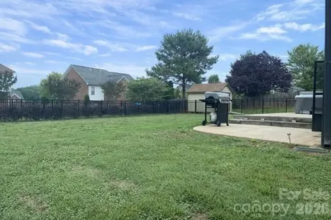 186 Autumn Frost Avenue Statesville NC 28677