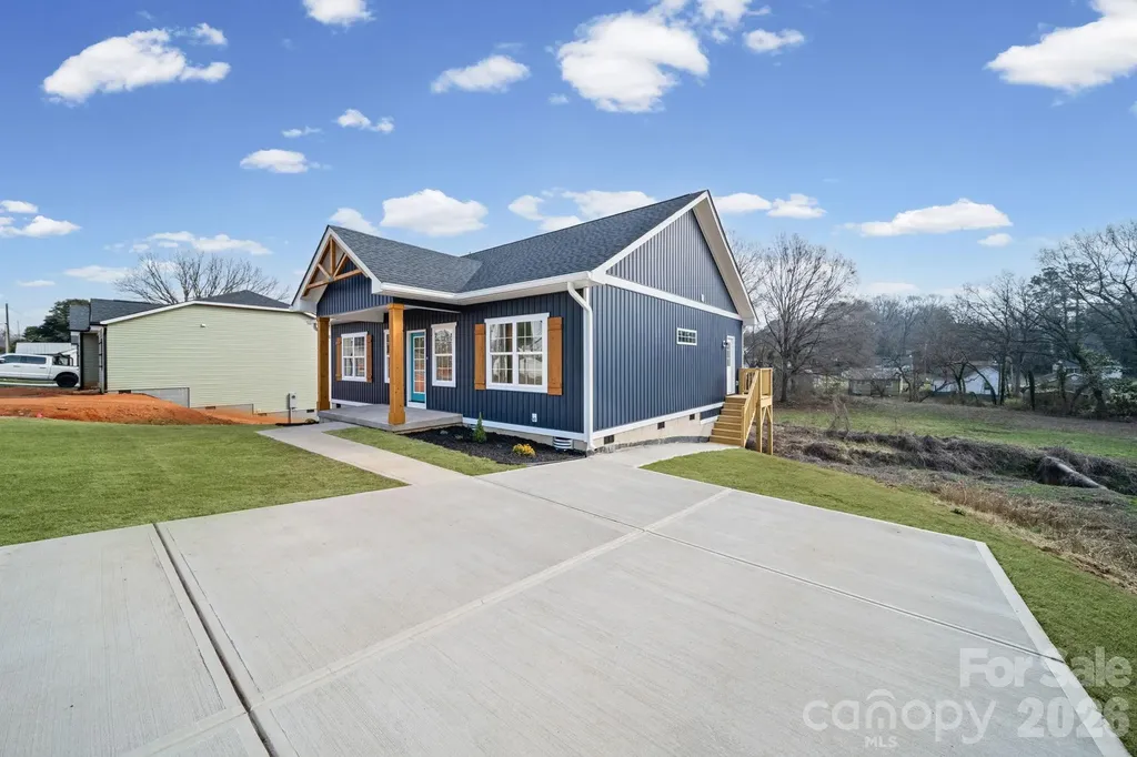 412 S Hill Street Gastonia NC 28052