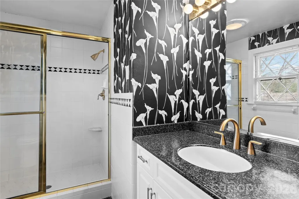 3116 Burkeshore Road Winston Salem NC 27106
