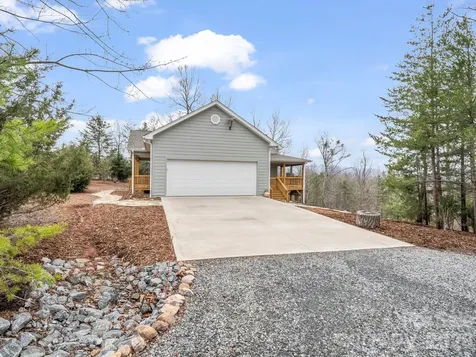 631 Mountain Parkway Mill Spring NC 28756