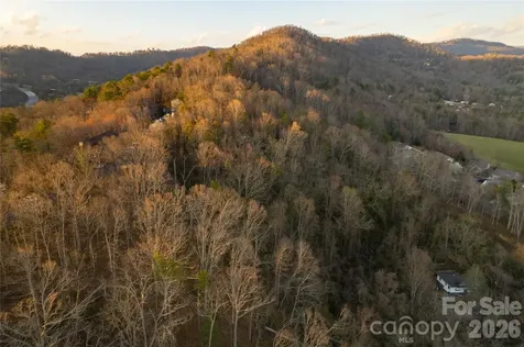 9999 Weaver Hill Road Asheville NC 28805