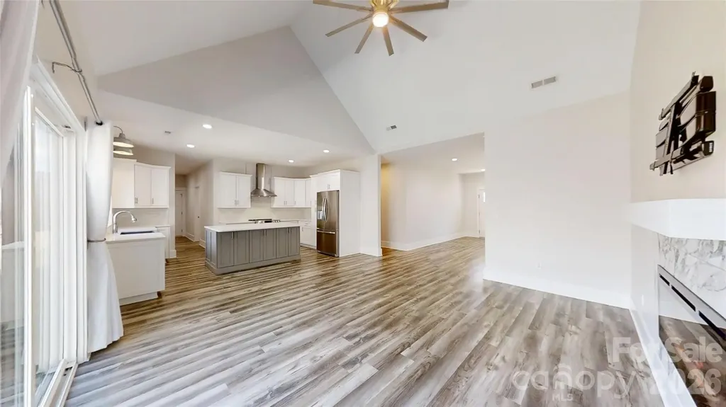 5345 Christopher Road Iron Station NC 28080