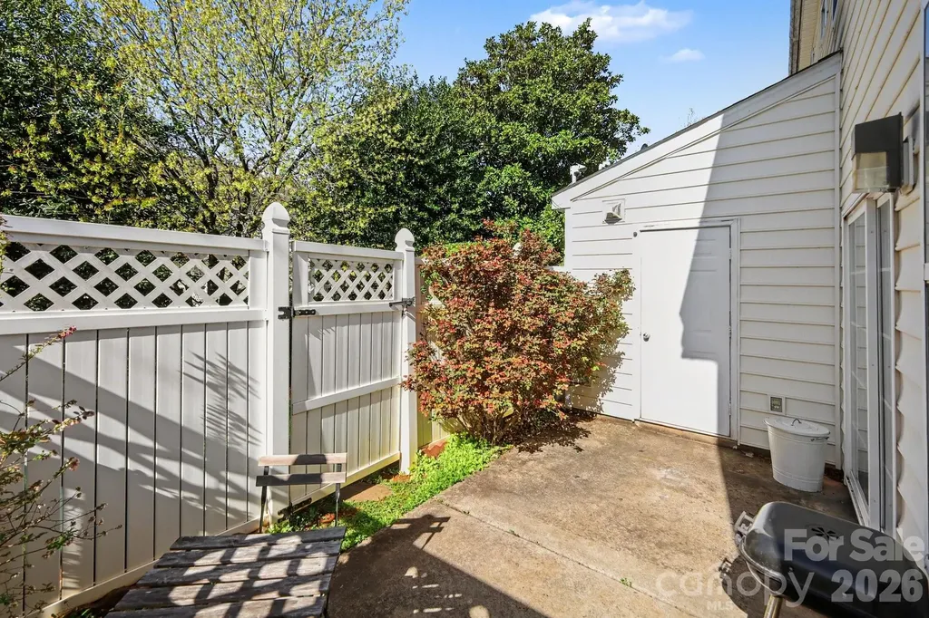 8411 Chaceview Court Charlotte NC 28269