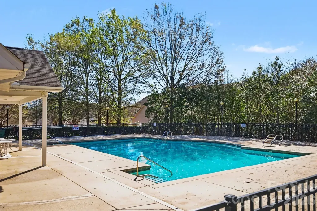 8411 Chaceview Court Charlotte NC 28269