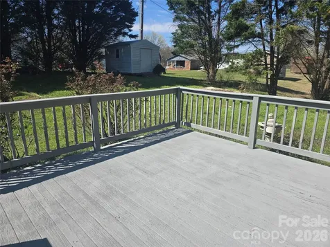 2393 Oxford Circle Lancaster SC 29720