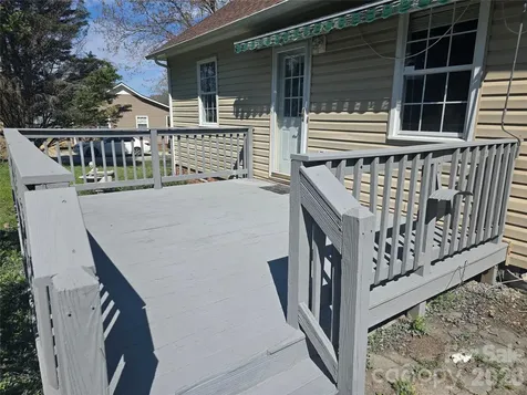 2393 Oxford Circle Lancaster SC 29720