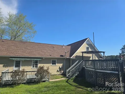 2393 Oxford Circle Lancaster SC 29720