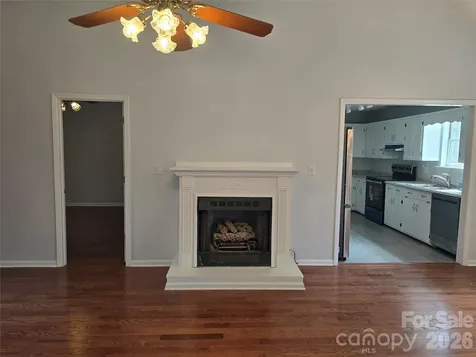 2393 Oxford Circle Lancaster SC 29720