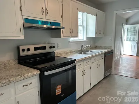 2393 Oxford Circle Lancaster SC 29720