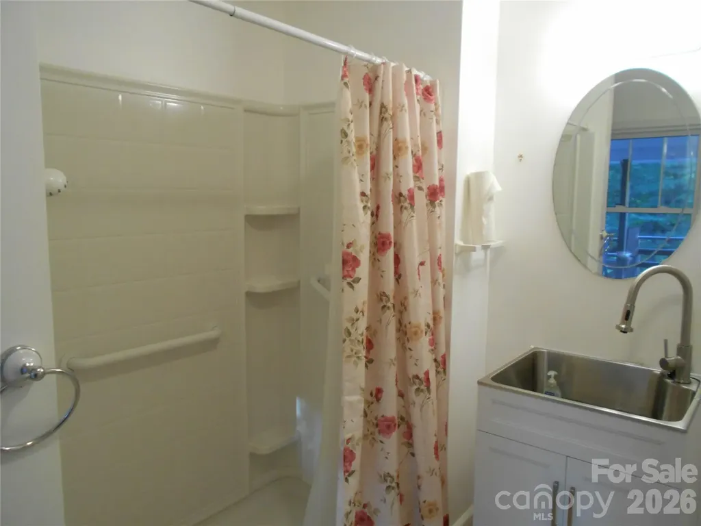 18 Herron Street Black Mountain NC 28711