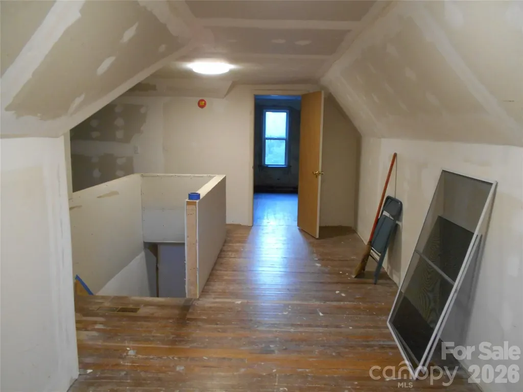 18 Herron Street Black Mountain NC 28711