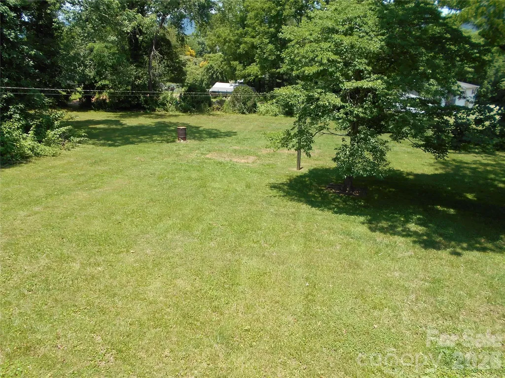 18 Herron Street Black Mountain NC 28711