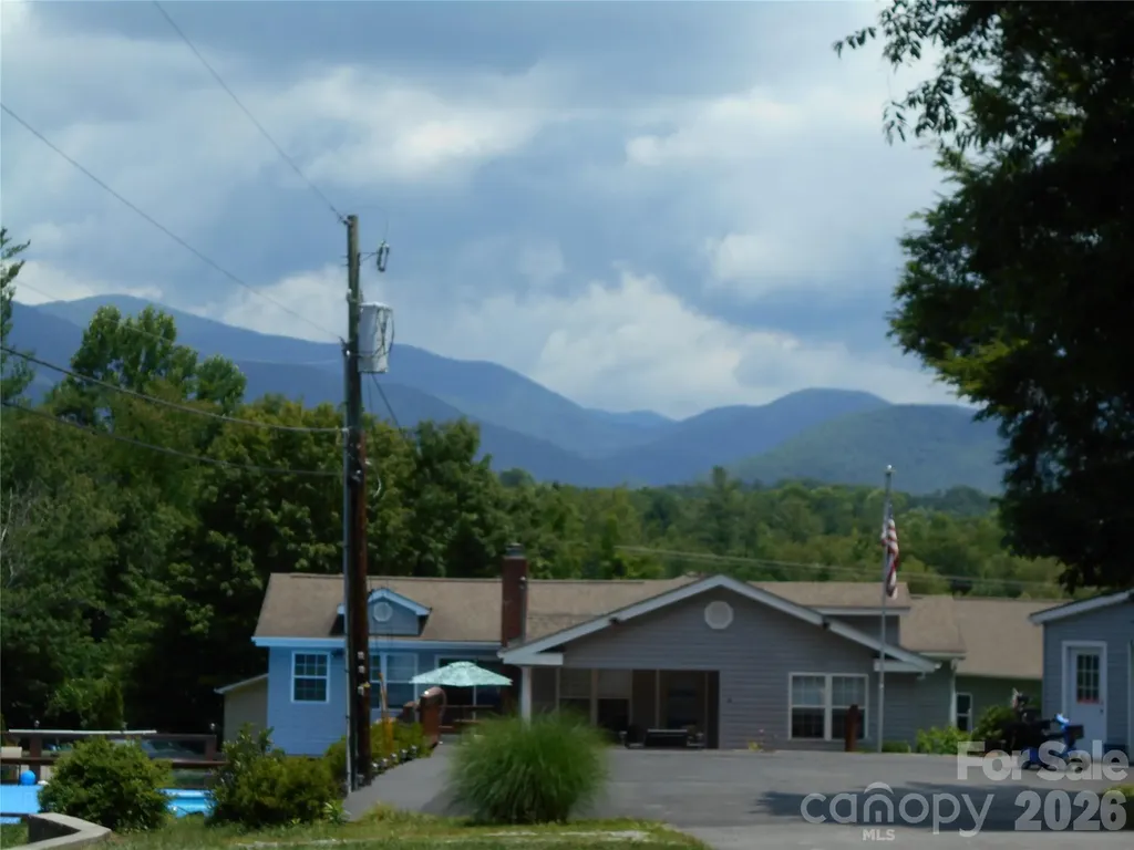 18 Herron Street Black Mountain NC 28711