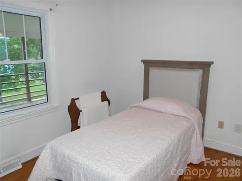 18 Herron Street Black Mountain NC 28711