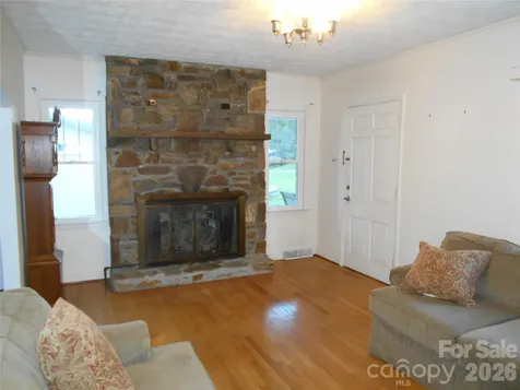 18 Herron Street Black Mountain NC 28711