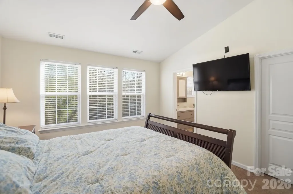 8422 Chaceview Court Charlotte NC 28269