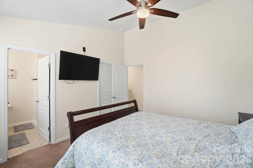 8422 Chaceview Court Charlotte NC 28269