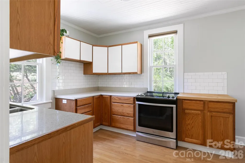 1 Ridgefield Place Asheville NC 28803