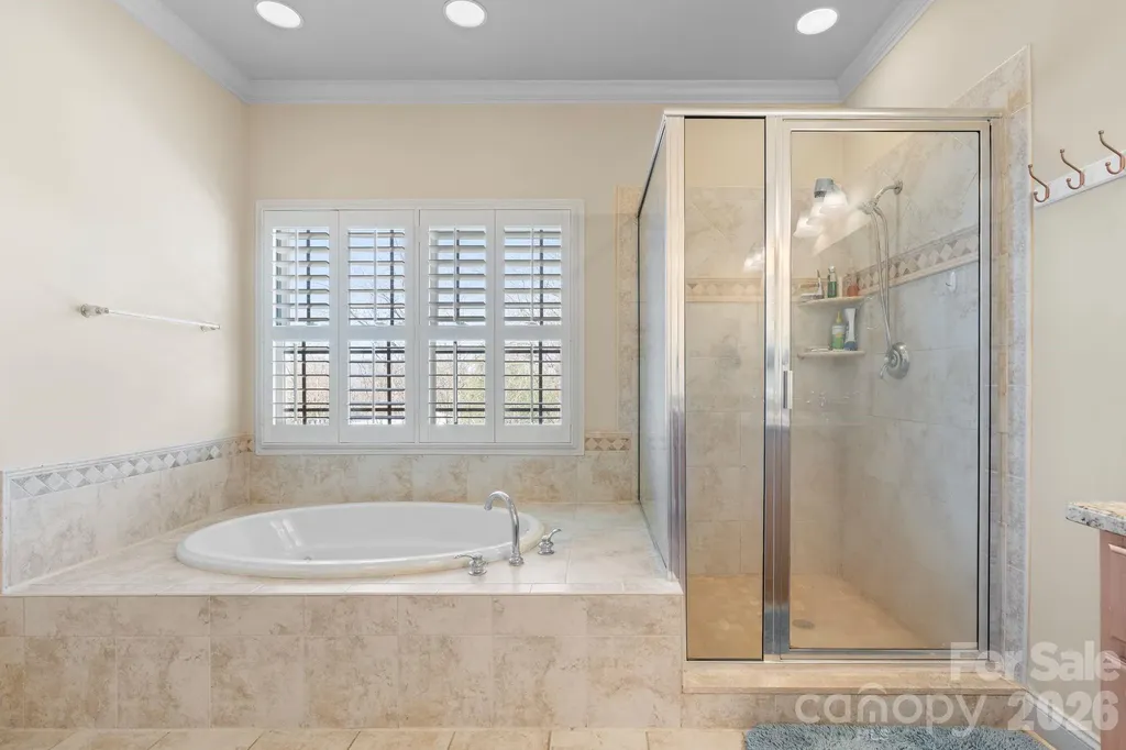 11 Trevors Trail Asheville NC 28806