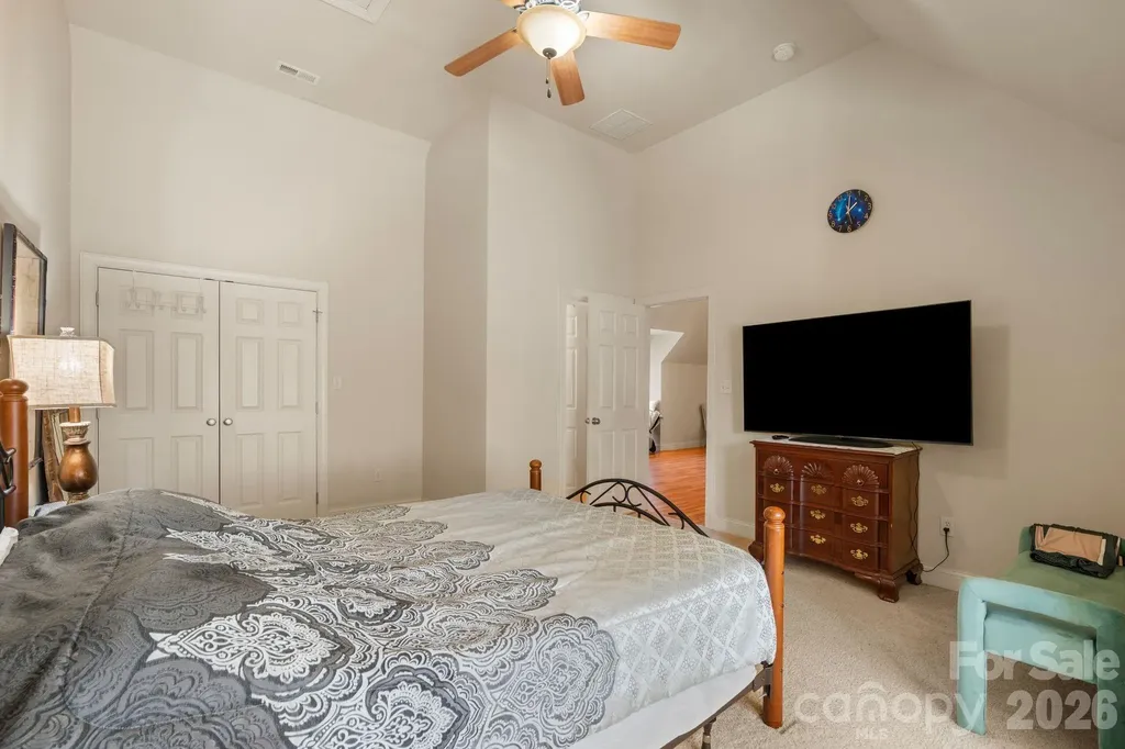 11 Trevors Trail Asheville NC 28806