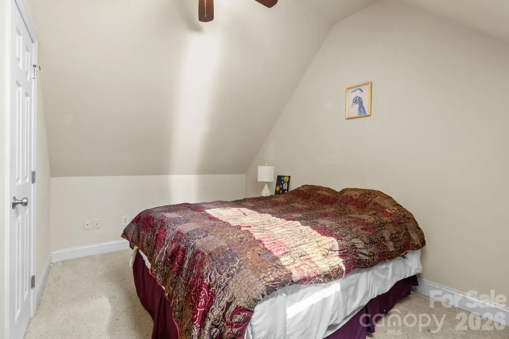 11 Trevors Trail Asheville NC 28806