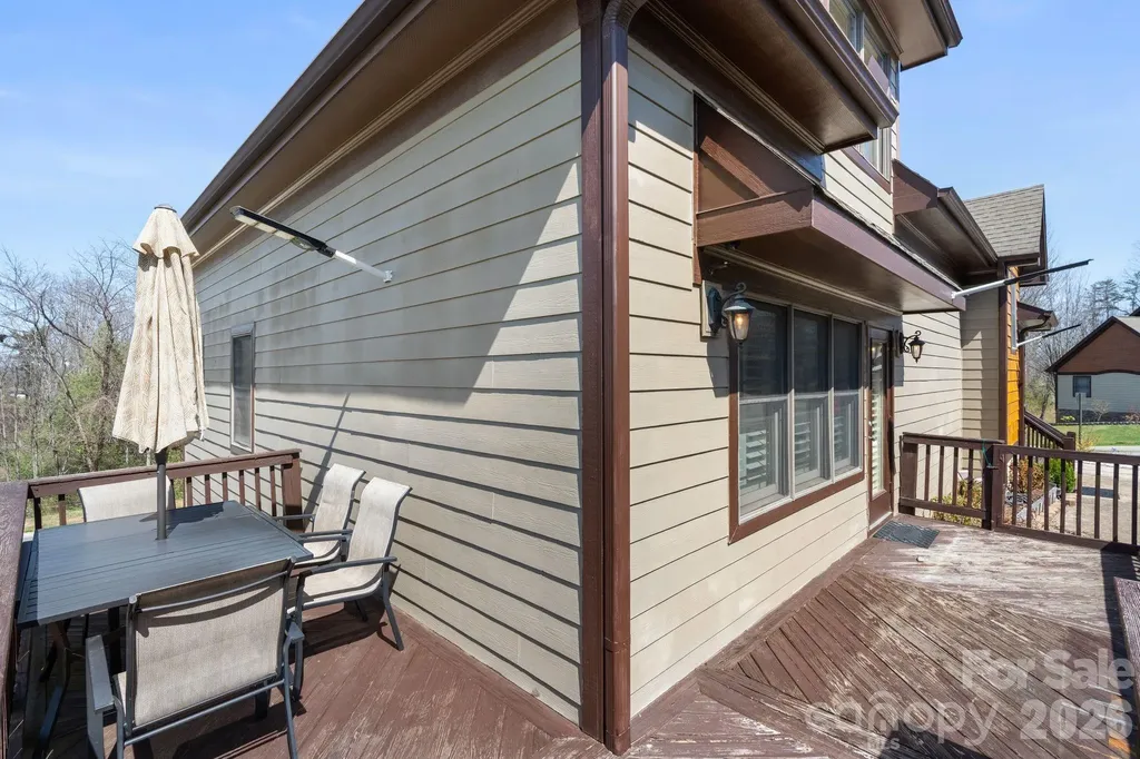 11 Trevors Trail Asheville NC 28806