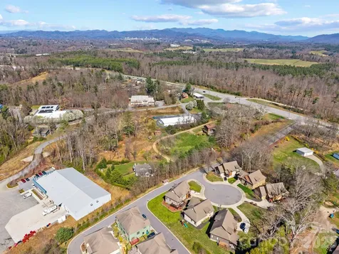 11 Trevors Trail Asheville NC 28806