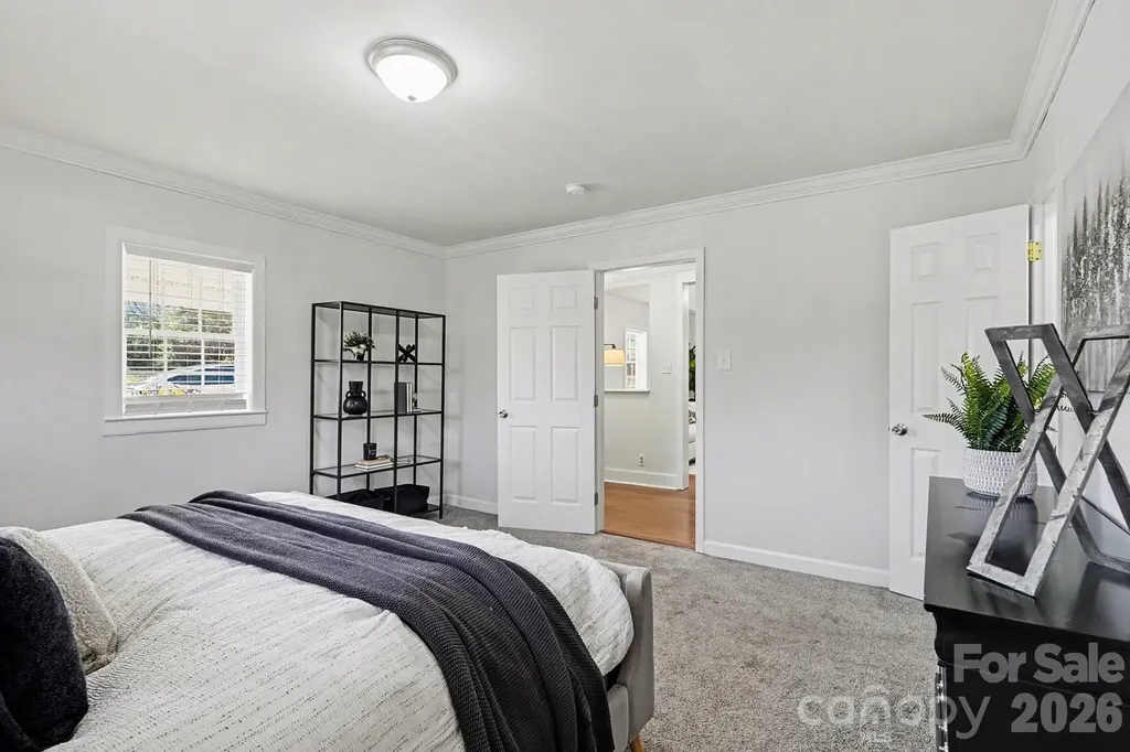 28 2nd Street Cramerton NC 28032