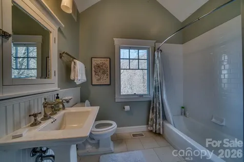 192 Woodruff Lane Black Mountain NC 28711