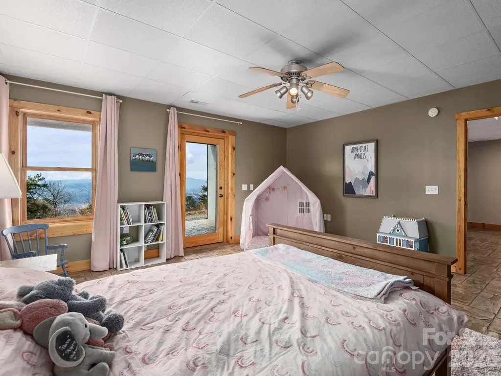 770 Dream Weaver Drive Penrose NC 28766