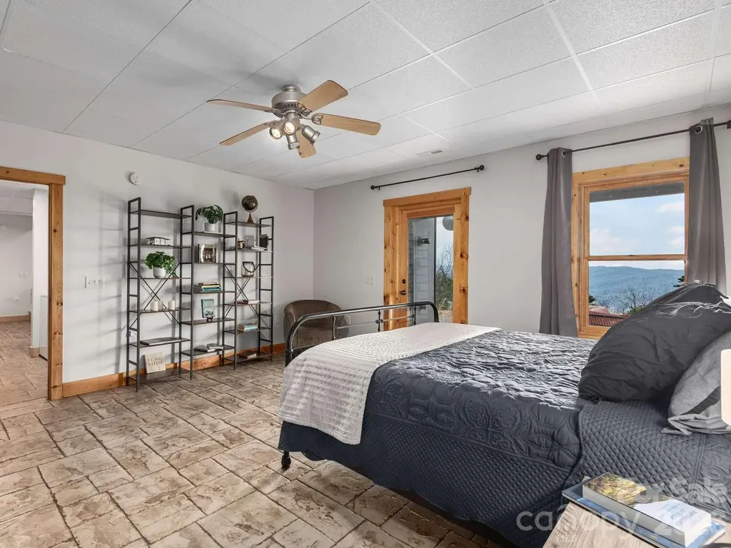 770 Dream Weaver Drive Penrose NC 28766