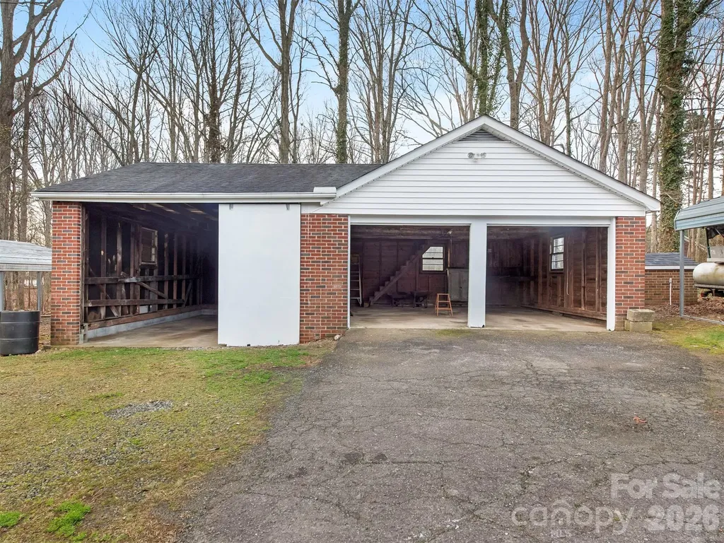 5851 Tuckaseegee Road Kannapolis NC 28081